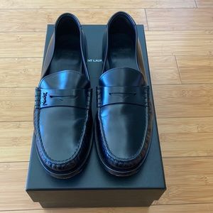 Saint Laurent Loafer